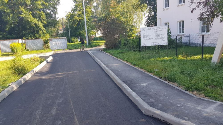 Выполнены работы по благоустройству придомовой территории. Выполнены работы по благоустройству придомовой территории.